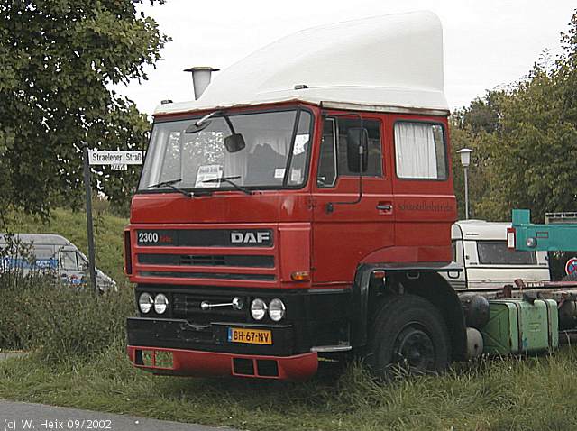DAF-2300-rot.jpg - DAF 2300