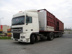 DAF-95-XF-380-weiss-Reck
