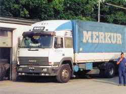 Iveco-TurboStar-Merkur-Palischek-111106-01