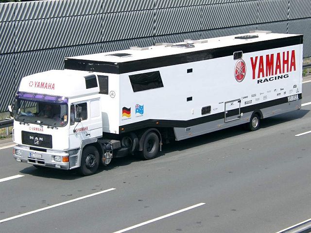 MAN-F90-Yamaha-Racing-Willann-210704-1.jpg - MAN F90Michael Willann