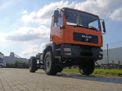 MAN-TGM-18240-4x4-orange-Voss-070907-04