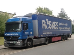 MB-Actros-MP2-1844-Roeskes-DS-201209-01