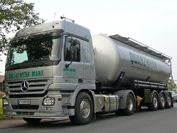 MB-Actros-MP2-1844-Marx-Voss-010706-02