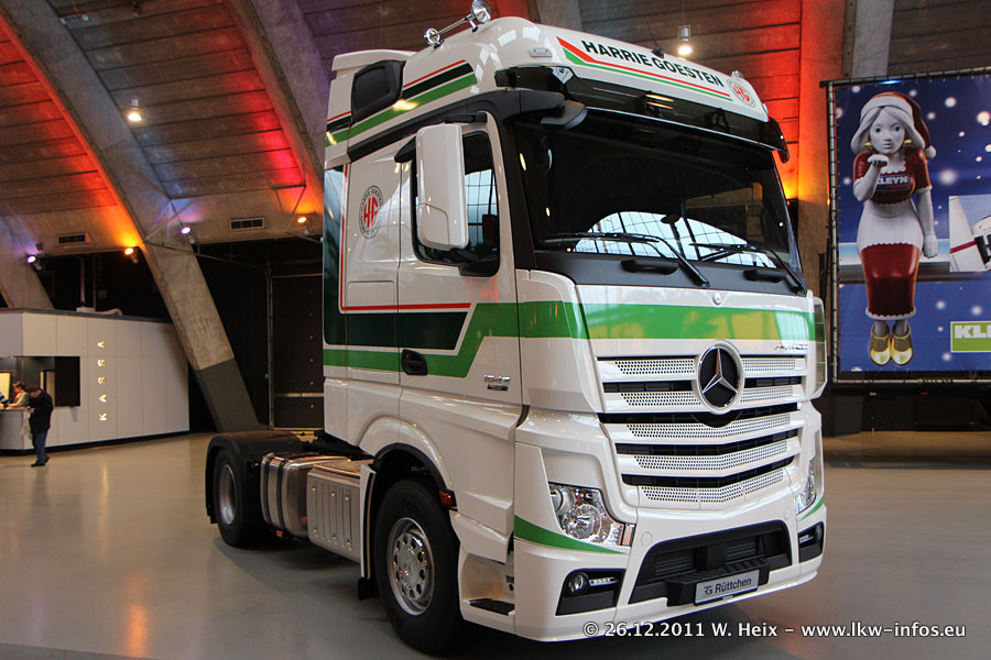 Trucks-Eindejaarsfestijn-sHertogenbosch-261211-006.jpg - Mercedes-Benz Actros 4 1842