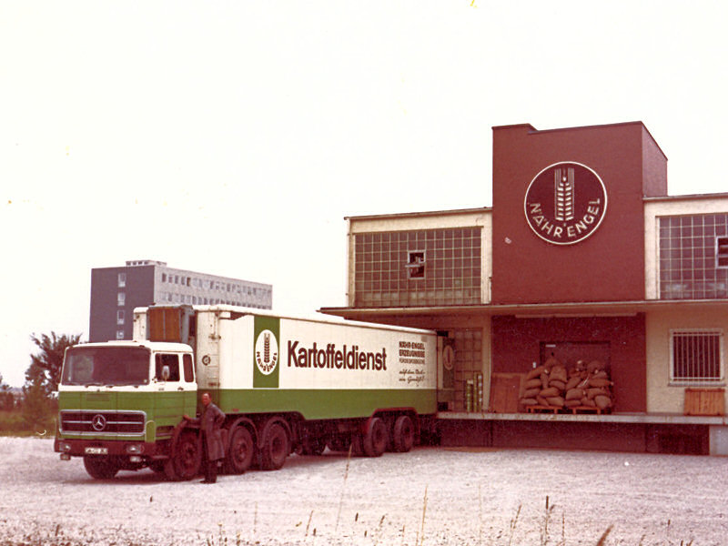 MB-LPS-2020-Naehr-Engel-1966-Wintjens-301108-01.jpg - Mercedes-Benz LPS 2020Ralf Wintjens
