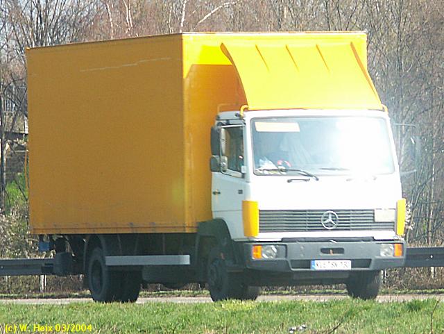 MB-LK-KO-gelb-270304-1.jpg - Mercedes-Benz LK