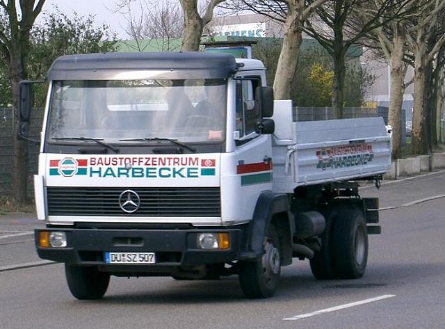 MB-LK-Kipper-Harbecke-Szy-050404-1.jpg - Mercedes-Benz LK Trucker Jack