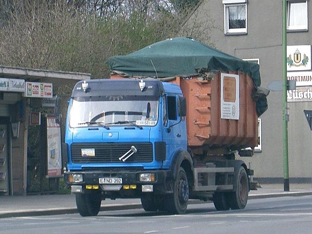 MB-NG-blau-Szy-030404-1.jpg - Mercedes-Benz NG Trucker Jack