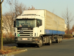 Scania-124-G-400-PLSZ-weiss-grau-blau