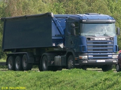 Scania-124-G-420-blau-240404-1