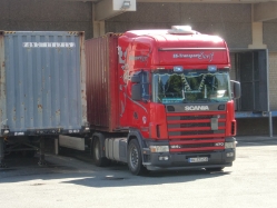 Scania-124-L-470-ES-Transporte-DS-240610-01