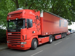 Scania-164-L-480-rot-DS-141008-01
