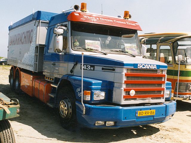 Scania-143-H-blau-Hensing-101205-01.jpg - Scania 143 HMario Rolf