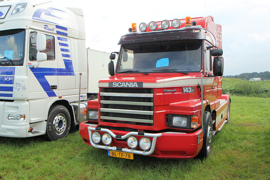Truckshow-Minderhout-280810-034.jpg - Scania 143 H