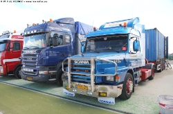 Scania-143-H-420-blau-020810-03