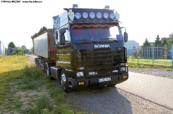 Scania-113-H-380-schwarz-301109-03