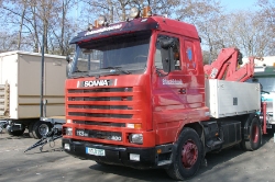 Scania-113-M-400-rot-Holz-150810-01