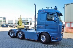 Scania-143-H-420-Thomassen-151011-001