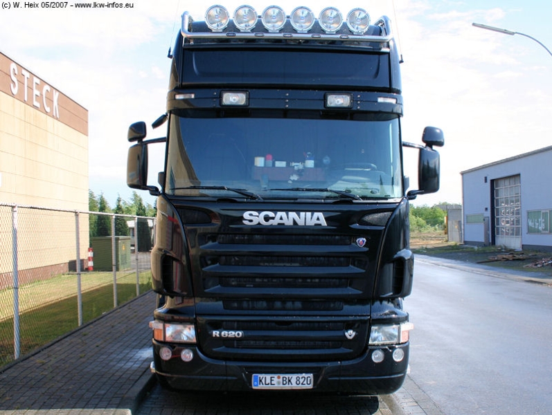 Scania-R-620-schwarz-140507-06.jpg - Scania R 620