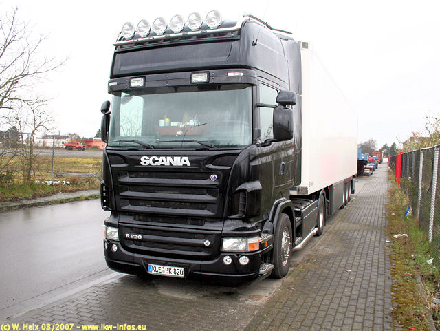 Scania-R-620-schwarz-180307-07.jpg - Scania R 620