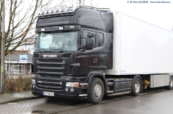 Scania-R-620-schwarz-280210-02