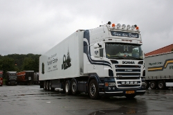 Scania-R-580-van-den-Broek-Bornscheuer-061010-01