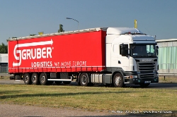 Scania-R-II-420-Gruber-130511-01