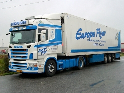 Scania-R-Europe-Flyer-Stober-250208-01