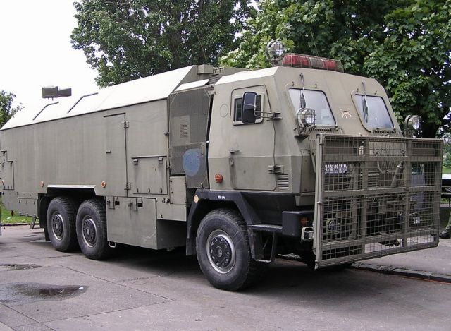 Tatra-T-815-6x6-Polizei-Hlavac-270706-01.jpg - Tatra T 815