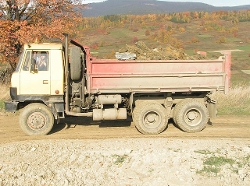 Tatra-T-815-6x6-gelb-Hlavac-270107-01