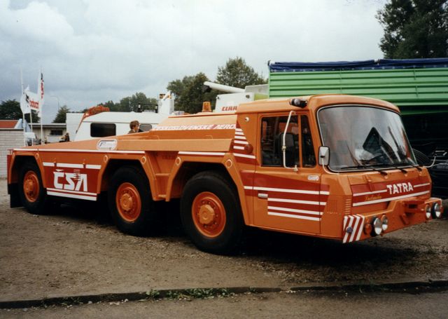 Tatra-T-815-orange-Hlavac-080705-02.jpg - Tatra T 815