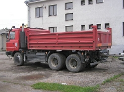 Tatra-T-815-Ternno1-rot-Hlavac-270706-02