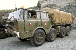 Tatra-T-813-8x8-Vorechovsky-120609-01
