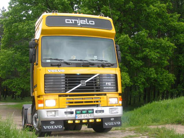 Volvo-F10-320-gelb-Lazar-Gydnia-290506-06.jpg - Volvo F10Lazar Gydnia