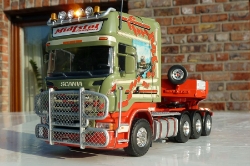 Tekno-Scania-R-Midtstol-290111-008