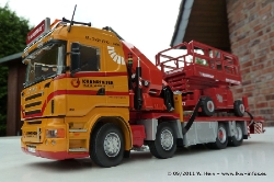 Tekno-Scania-R-620-Kranringen-Mammoet-110911-022