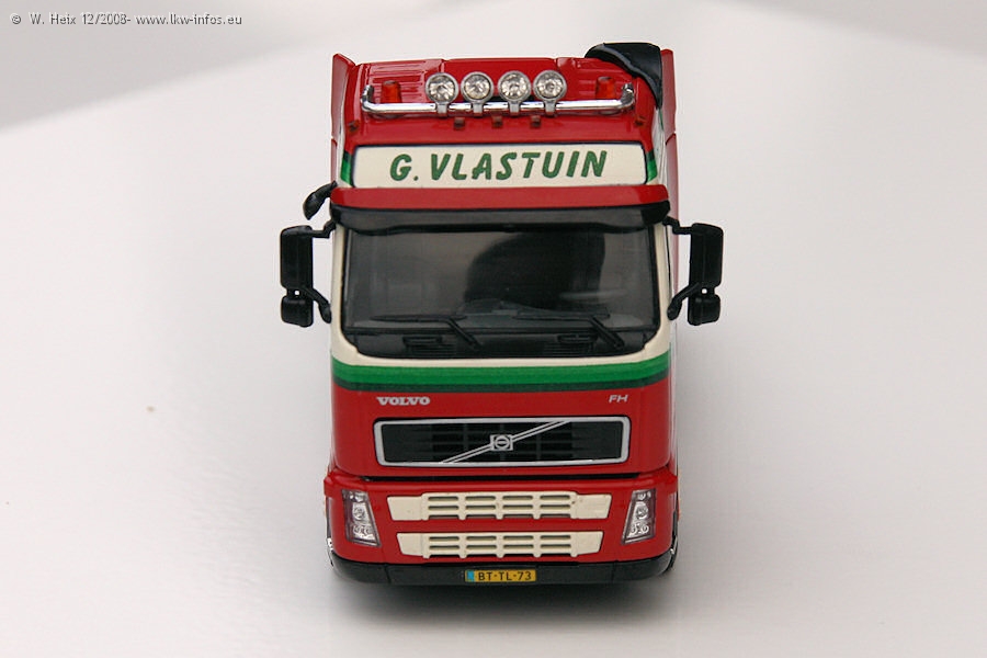 Volvo-FH-480-Vlastuin-131208-05.jpg