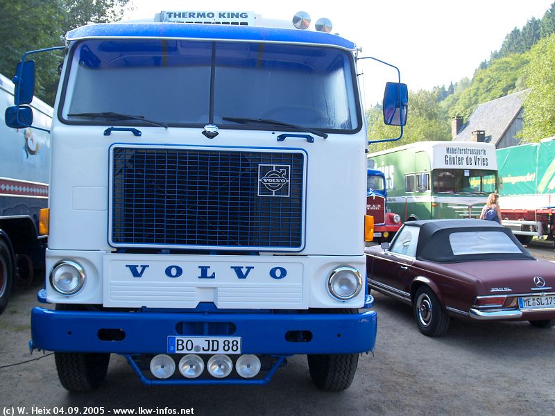Volvo-F88-Dewender-040905-02.jpg