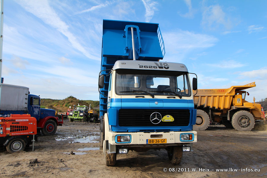 Truck-in-the-koel-Brunssum-NL-280811-027.jpg