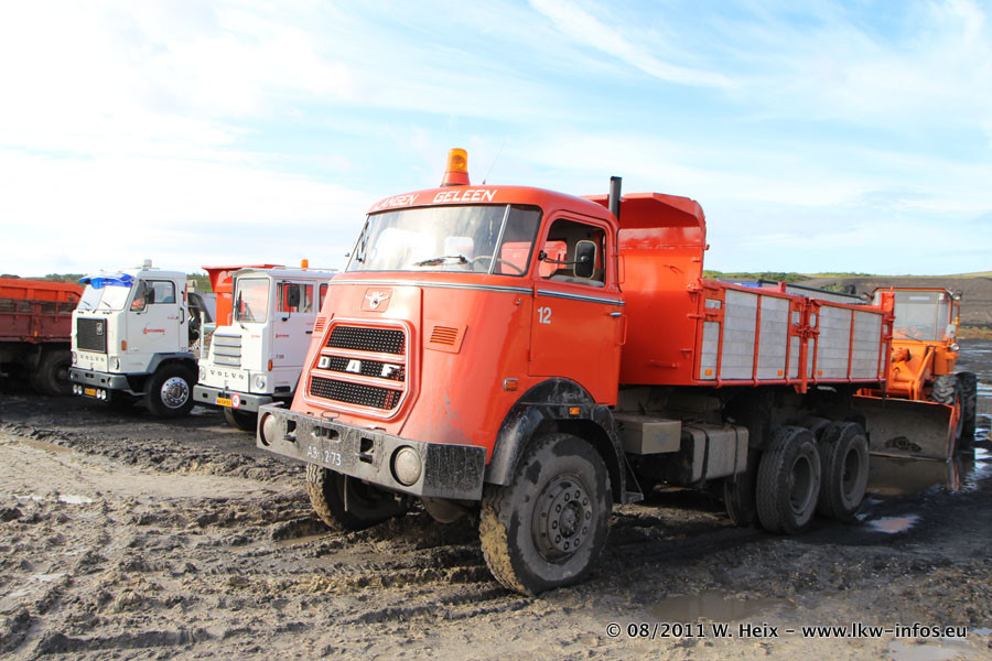 Truck-in-the-koel-Brunssum-NL-280811-045.jpg