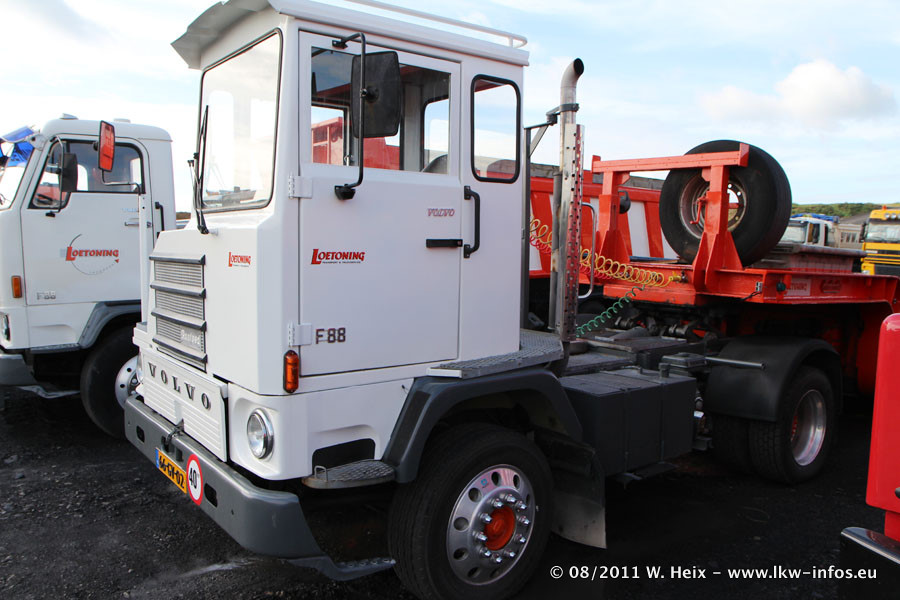 Truck-in-the-koel-Brunssum-NL-280811-067.jpg