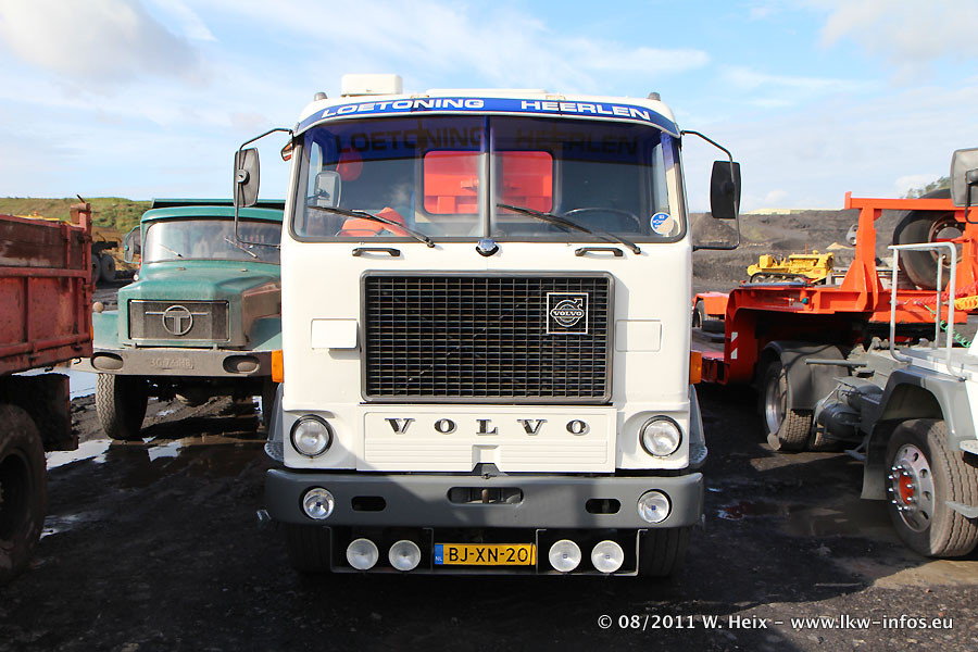 Truck-in-the-koel-Brunssum-NL-280811-076.jpg