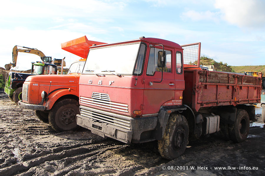 Truck-in-the-koel-Brunssum-NL-280811-082.jpg