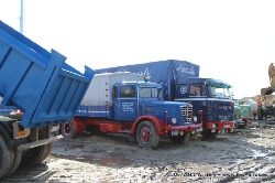 Truck-in-the-koel-Brunssum-NL-280811-085