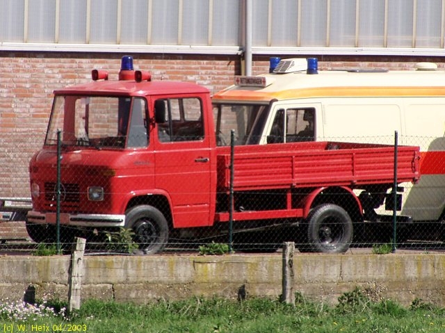 MB-L-407-D-Feuerwehr-Pritsche.jpg