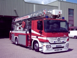 MB-Actros-MP2-FW-Germersheim-Frank-Andes-060408-03