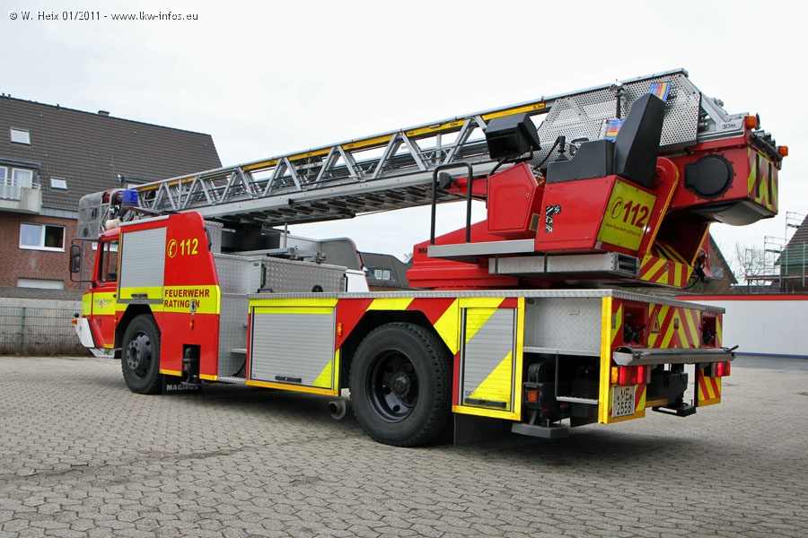 Feuerwehr-Ratingen-Lintorf-150111-032.jpg