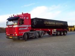 Scania-143-M-420-KISZ-3V-Transport-rot-(Jensen)