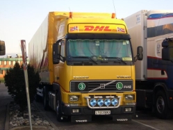 Volvo-FH12-DHL-Stober-100404-1-NOR