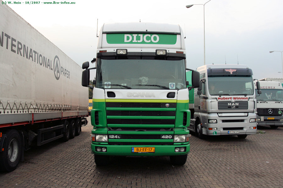Scania-124-L-420-Dijco-201007-02.jpg